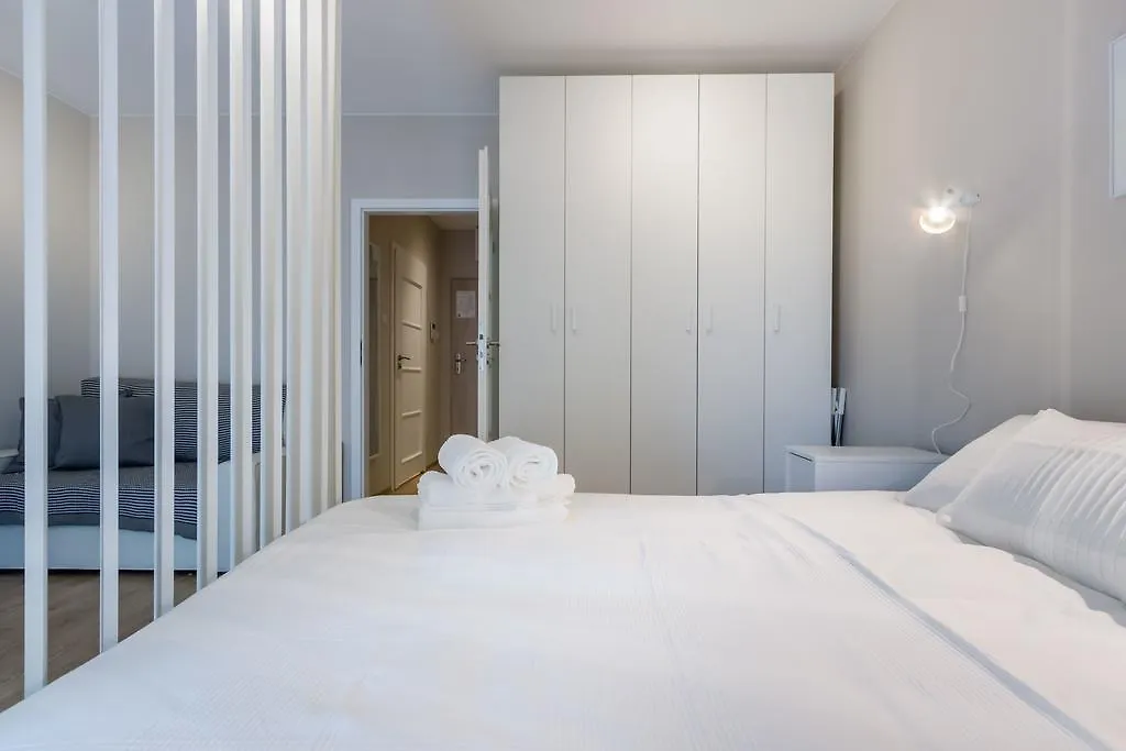 Okrzei 18 - studio by Homeprime Warszawa Apartament