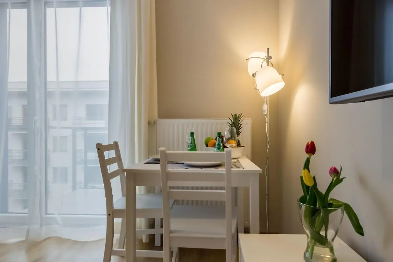 Apartament Okrzei 18 - studio by Homeprime Warszawa