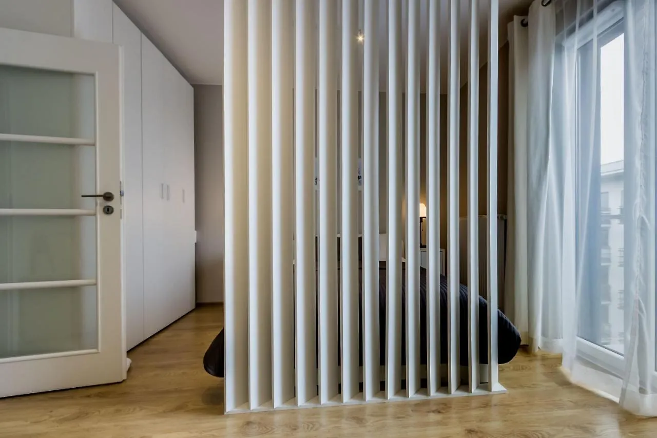 Apartament Okrzei 18 - studio by Homeprime Warszawa Polska